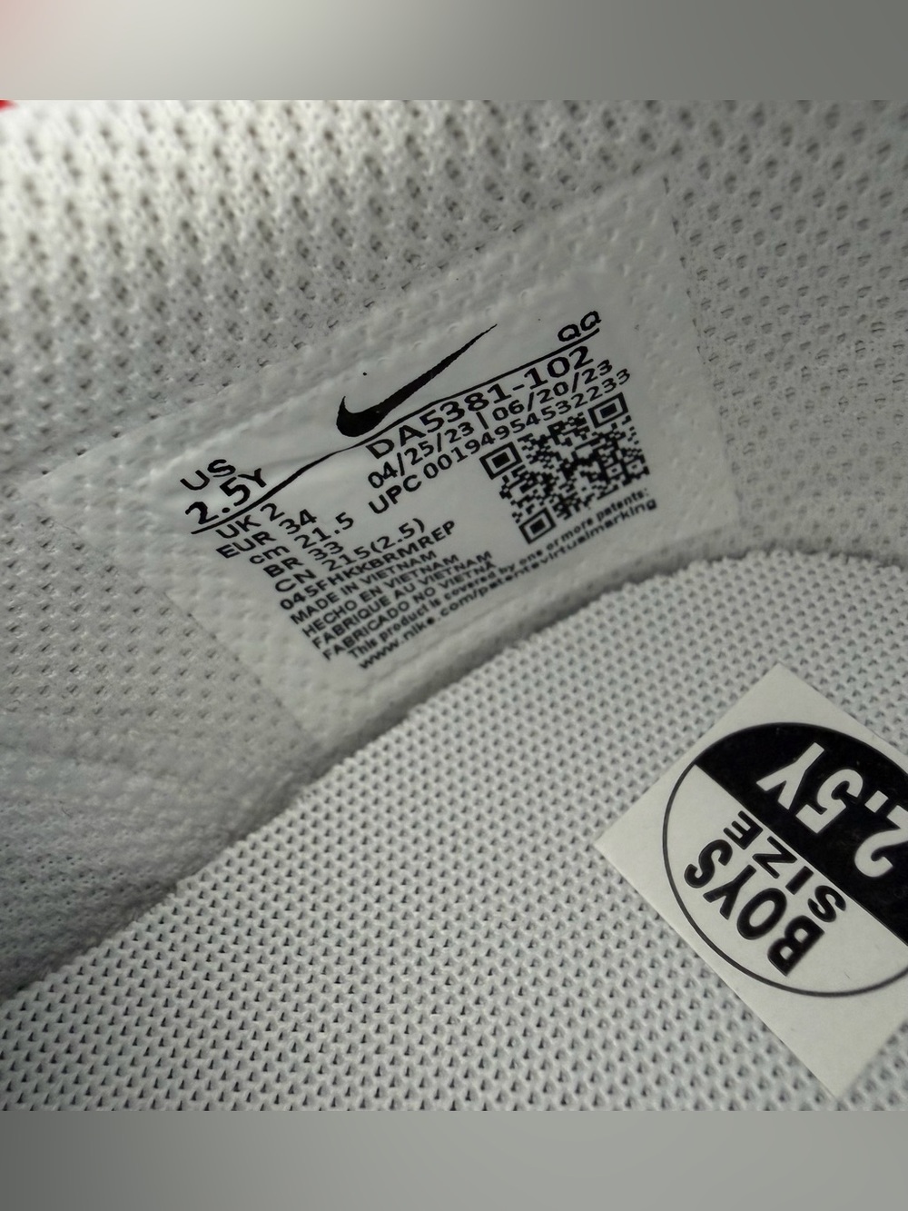 Nike Court Legacy Sneakers DA5381-102 White/Black/Gum Leather Kids Boy Size 2.5Y - Picture 7 of 8